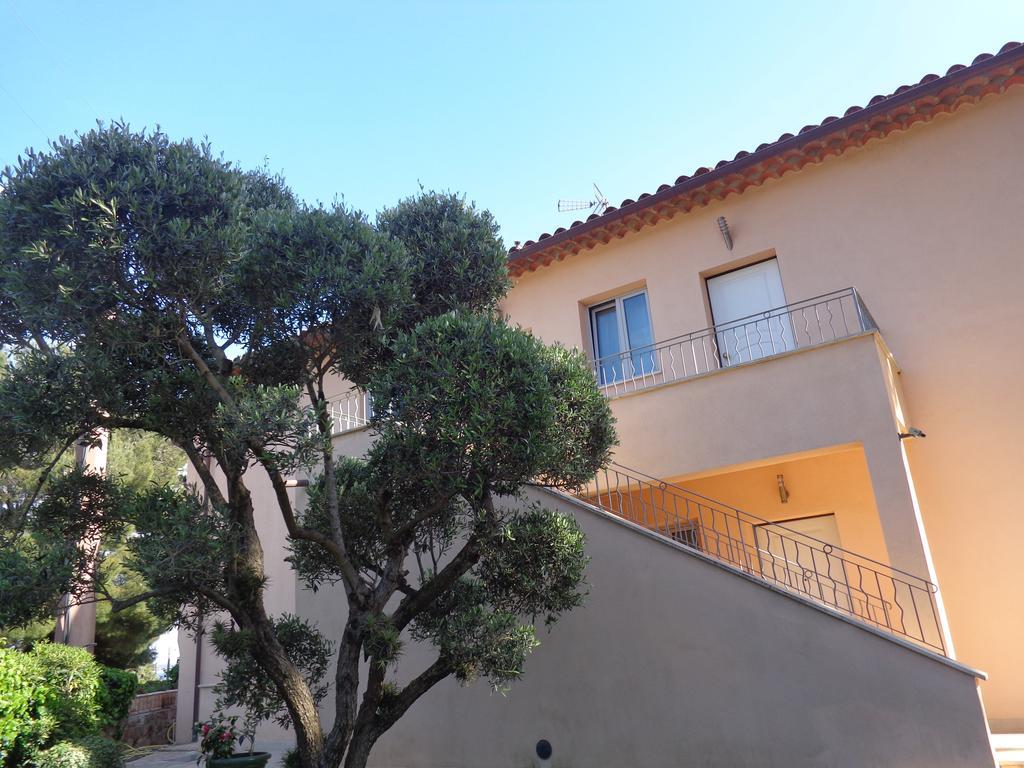 Appartement Villa Angelina Grimaud Exterior photo