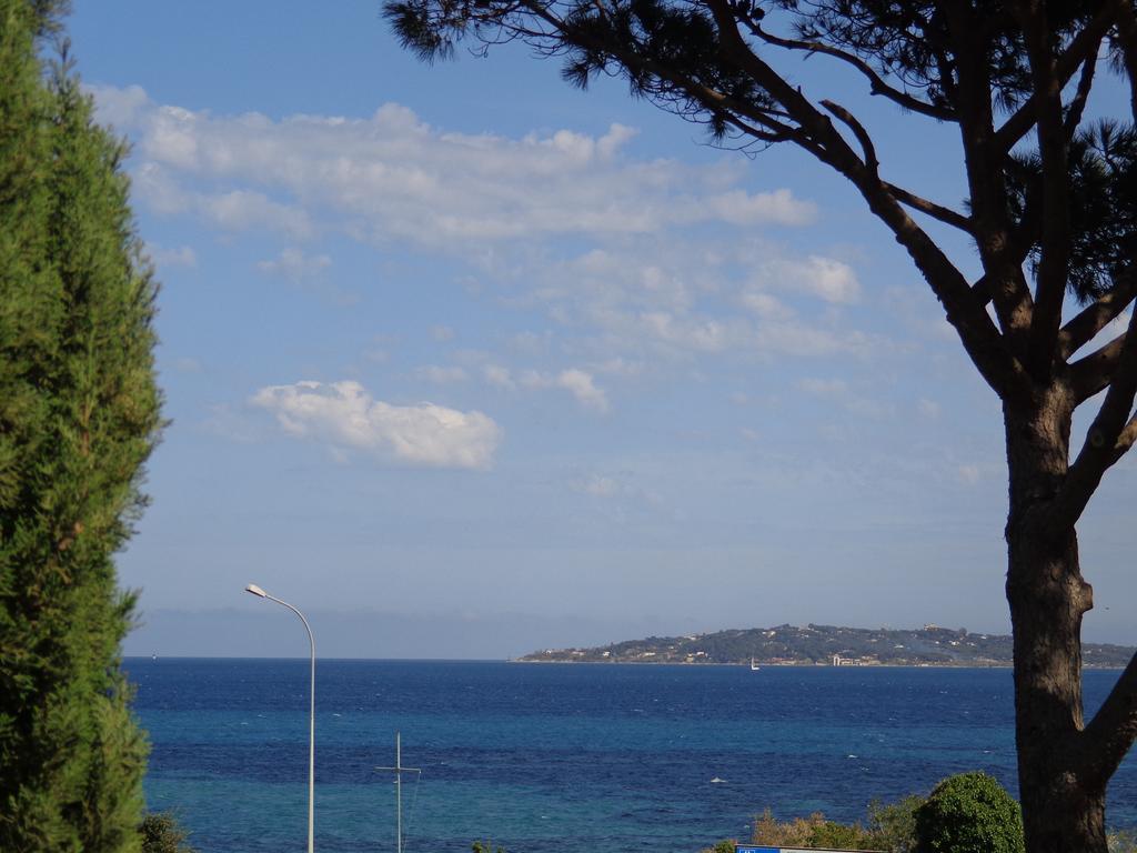 Appartement Villa Angelina Grimaud Exterior photo